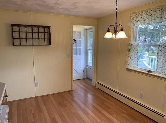 4th image of 646 Morlando Dr