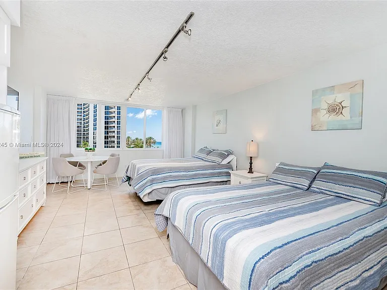 19201 Collins Ave #318 — Photo 12