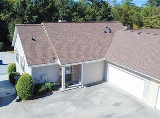314 Gable Brook Dr, Grayson, GA 30017