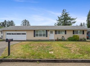 4207 Filbert St, Tillamook, OR 97141