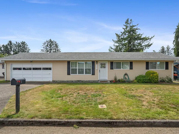 4207 Filbert St, Tillamook, OR 97141