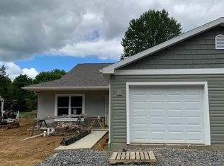 1377 Eau Claire Rd, Harrisville, PA 16038