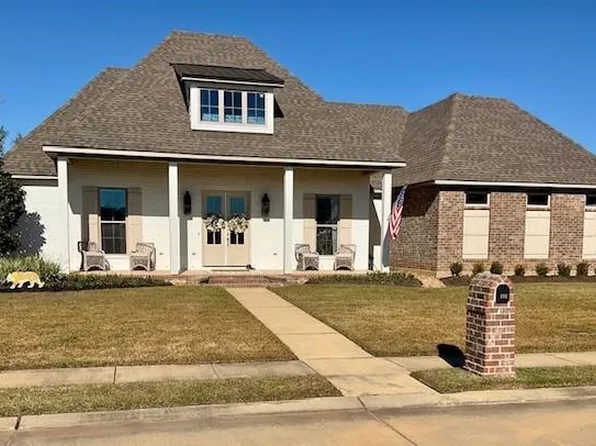 102 Pecan Bayou Dr, Alexandria, LA 71303