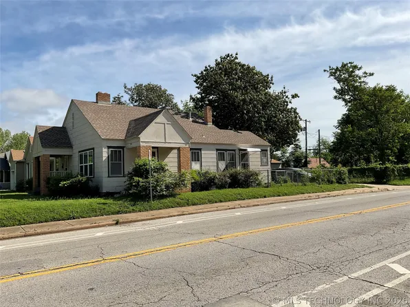 3003 E 3rd St, Tulsa, OK 74104