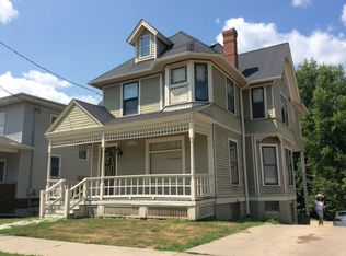 938 Iowa Ave #1, Iowa City, IA 52240