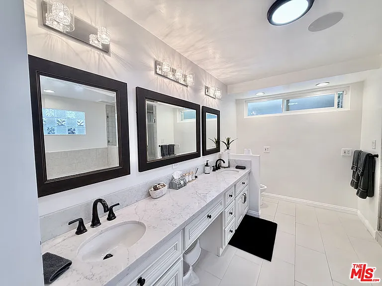 6605 S Sherbourne Dr — Photo 27