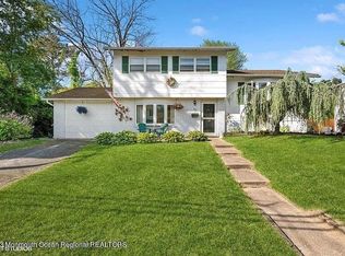 45 Citadel Dr, Jackson, NJ 08527
