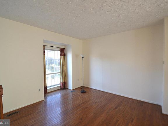 4th image of 4036 Kimberley Glen Ct