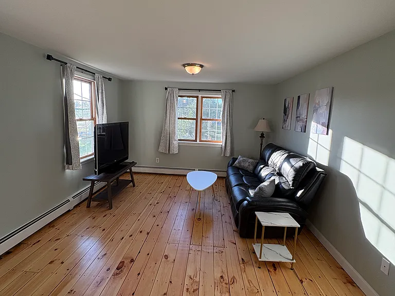 121 Smutty Ln — Photo 6