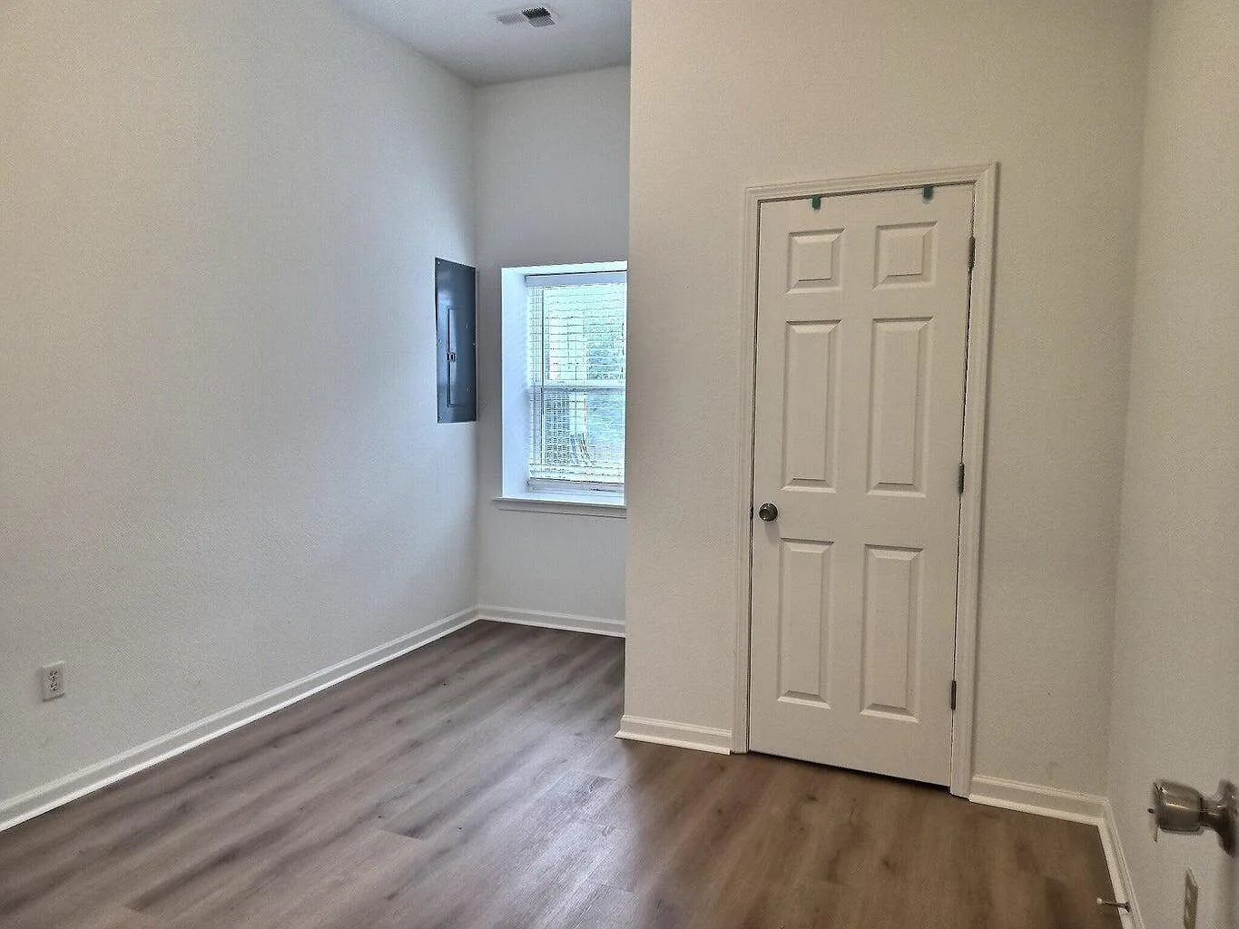 2 bed, 2.0 bath, $825 — Photo 3
