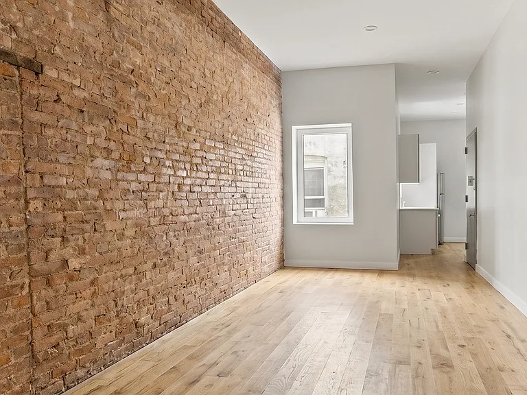 7218 Forest Ave #2L — Photo 2