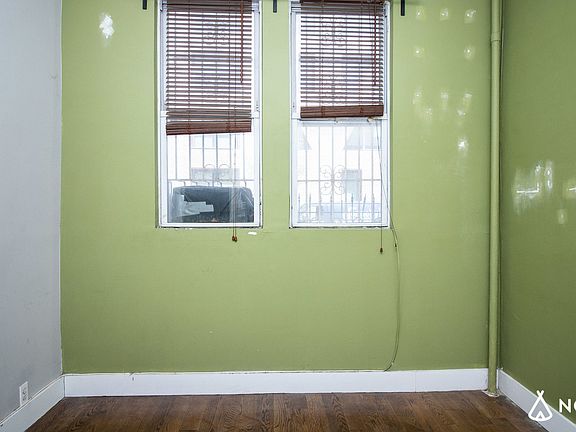 5th image of 126 Melrose St #1G