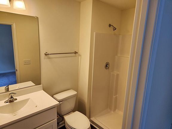 3rd image of 203 Hamilton St