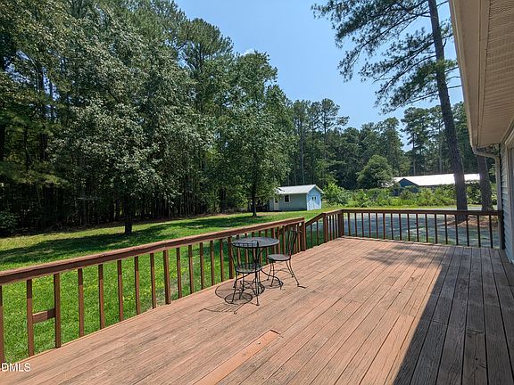 3rd image of 808 Old Fayetteville Rd