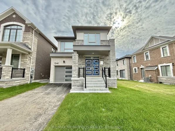 1341 Glamorgan Mnr, Pickering, ON L1X 0N1