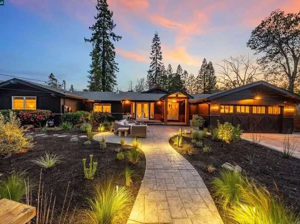 12 La Sombra Ct, Orinda, CA 94563