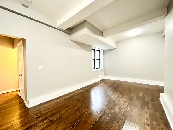 615 Warburton Ave APT 1F, Yonkers, NY 10701