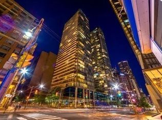 37 Grosvenor St UNIT 3001, Toronto, ON M4Y 3G5
