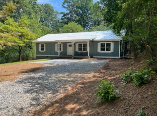 1666 May White Rd, Cleveland, GA 30528