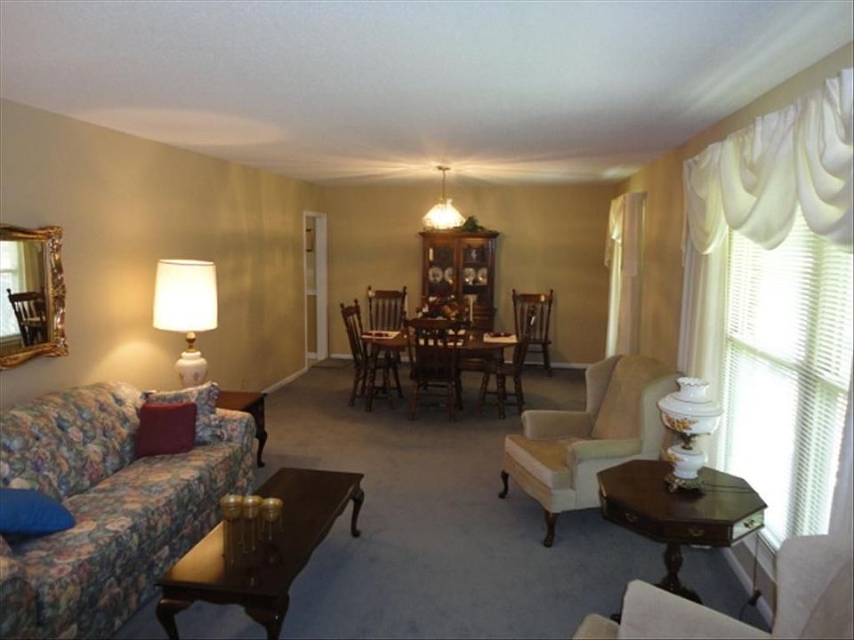1st image of 23 Kriswood Dr