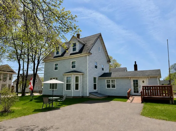 220 Main St, Tignish, PE C0B 2B0