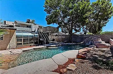 8237 Stapleton Ave — Photo 20