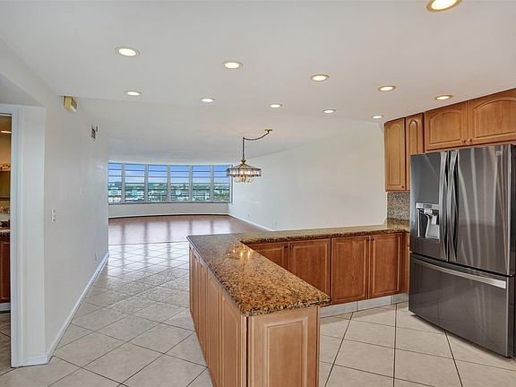 3rd image of 3051 NE 48th Street #703