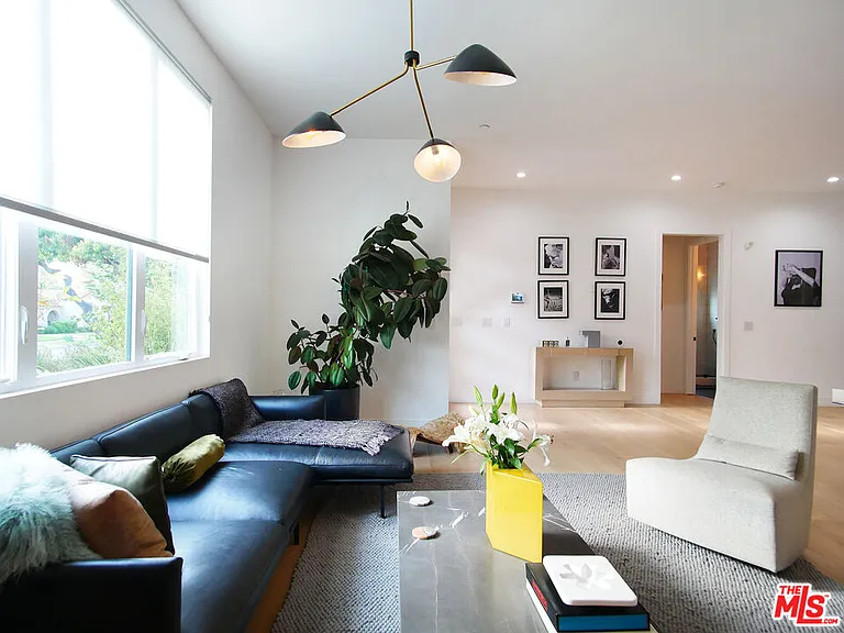 3744 Somerset Dr — Photo 4