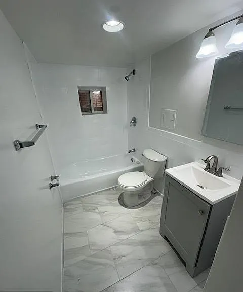 1673 Park Rd NW #B2 — Photo 6