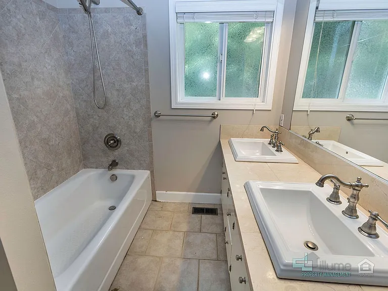 9610 SW Washington Pl — Photo 20