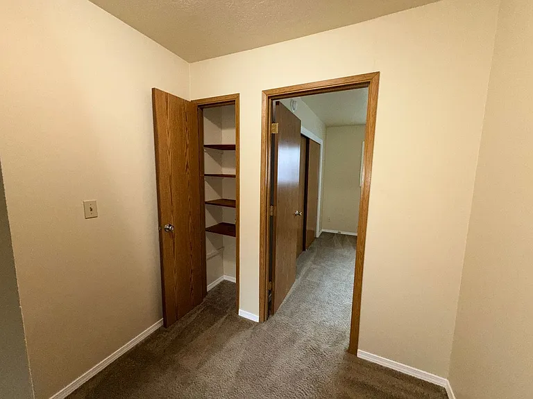 4815 SE Railroad Ave — Photo 18