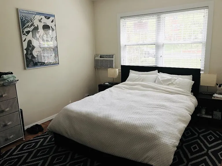 Master bed room