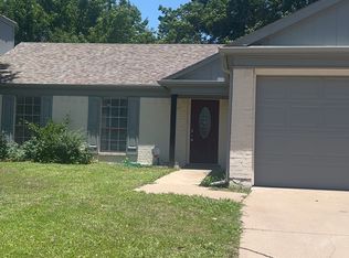 2630 Bennington Ct, Grand Prairie, TX 75052