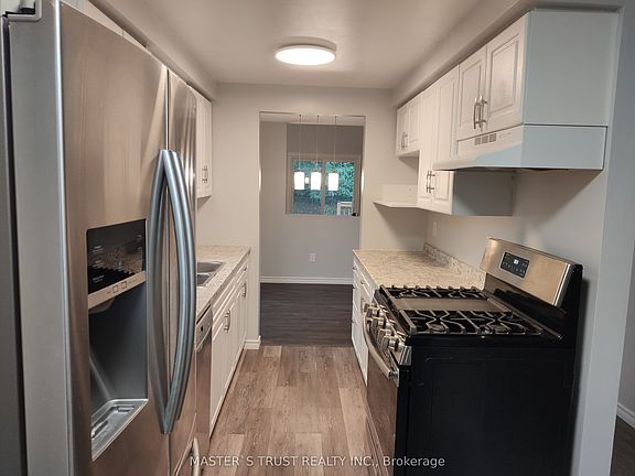 3rd image of 360 Imperial Rd S