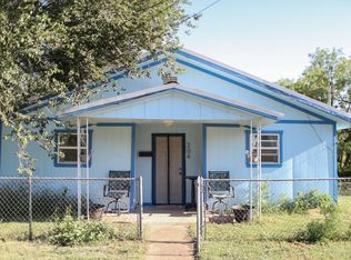 204 W 12th St, Sweetwater, TX 79556