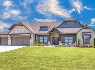 1920 E 45th St, Sand Springs, OK 74063