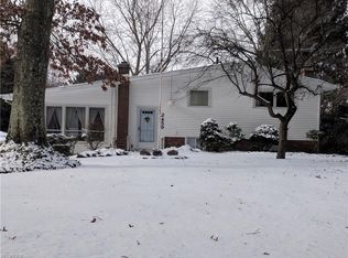 2459 Lansinger Rd, Mogadore, OH 44260