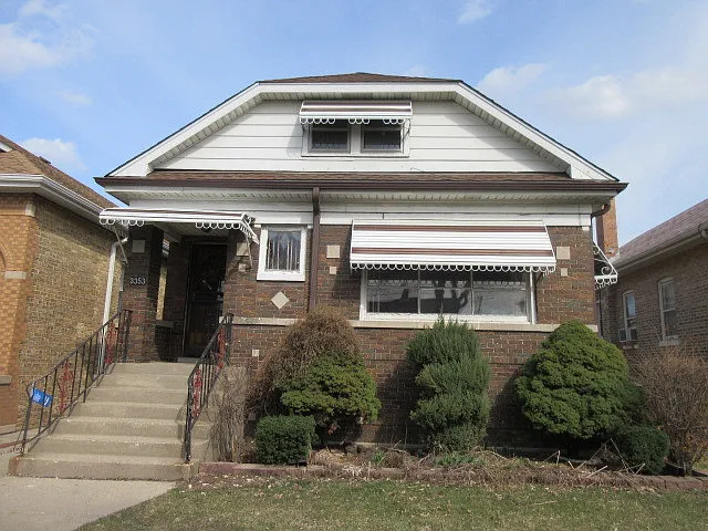 3353 N Narragansett Ave photo 1