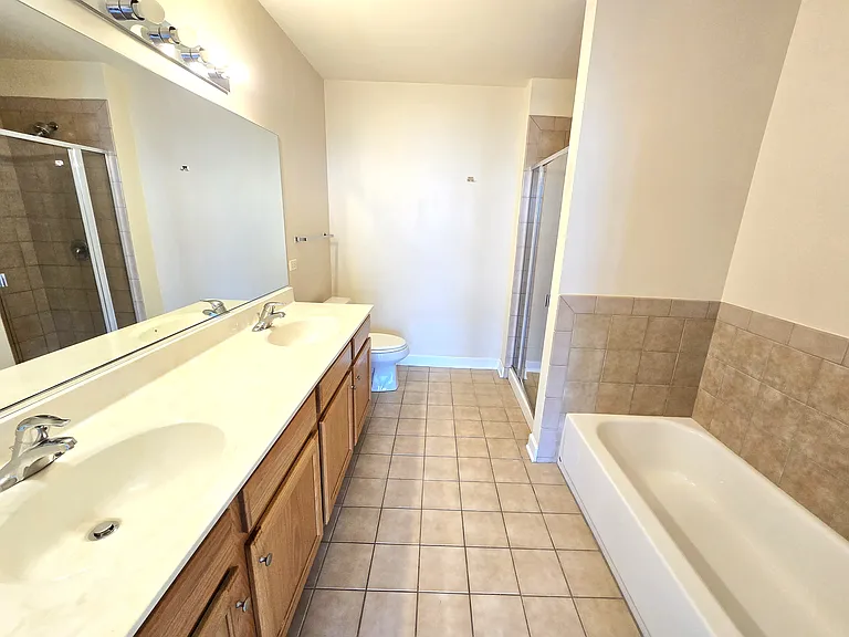 1600 S Prairie Ave #1806 — Photo 10
