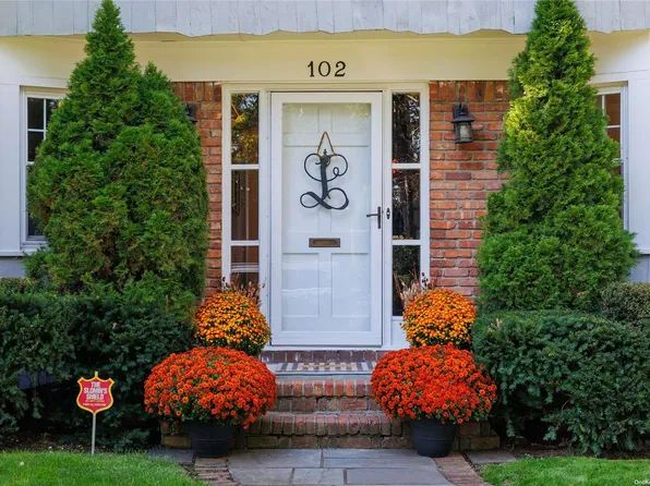 102 Forestdale Road, Rockville Centre, NY 11570