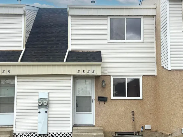 5833 Riverbend Rd NW, Edmonton, AB T6H 5A8