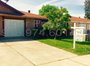 5940 Bourbon Dr, Carmichael, CA 95608