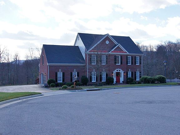 5th image of 5866 Salisbury Dr SW