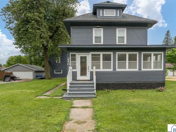 240 Cleveland Ave W, Winnebago, MN 56098