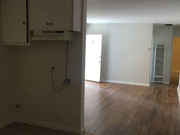 2nd image of 4534 Pinafore St APT 9