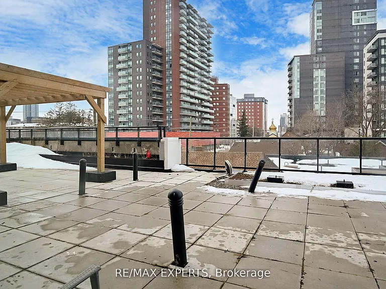 128 King St N #1202 — Photo 23