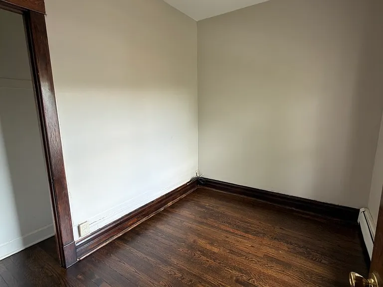 319 Chicago Ave #2 — Photo 9