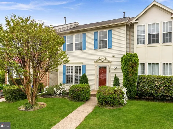 14326 Stonewater Ct, Centreville, VA 20121