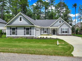 114 Elliott Cir, Mc Cormick, SC 29835