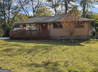 655 Shellnut Dr, Forest Park, GA 30297